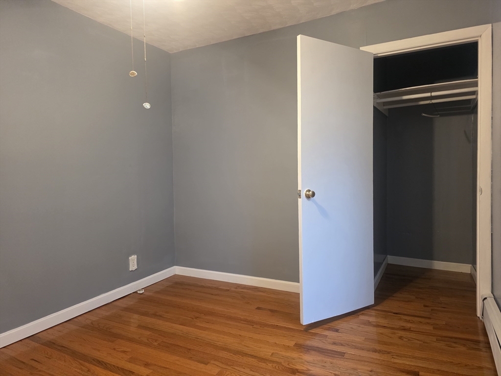 3 bed, 1 bath apartment for rent at 63 Oak St Unit 1, Taunton — photo 7 of 27