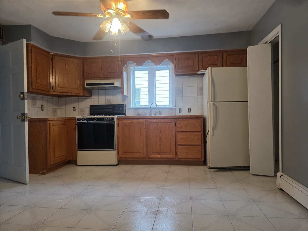 3 bed, 1 bath apartment for rent at 63 Oak St Unit 1, Taunton — photo 15 of 27