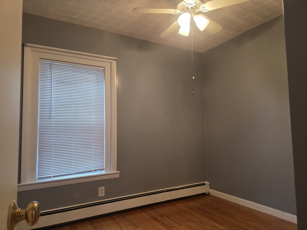 3 bed, 1 bath apartment for rent at 63 Oak St Unit 1, Taunton — photo 13 of 27