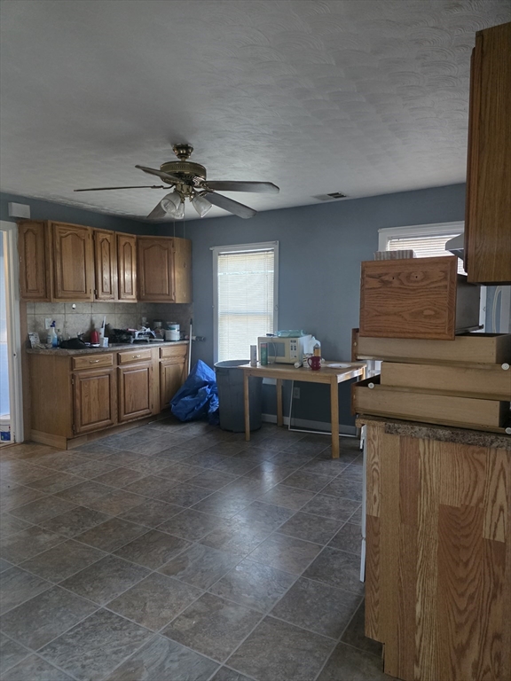 2 bed, 1 bath apartment for rent at 63 Oak St Unit 2, Taunton — photo 19 of 23