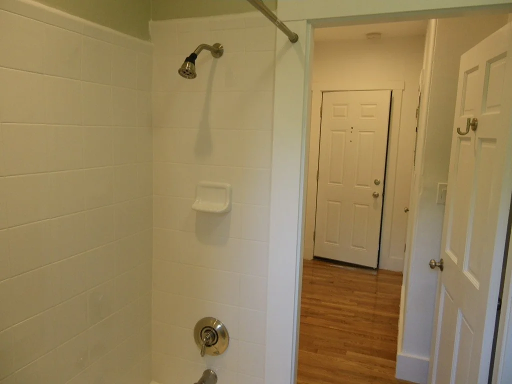 1 bed, 1 bath apartment for rent at 63 Oak St Unit B, Needham — photo 8 of 8