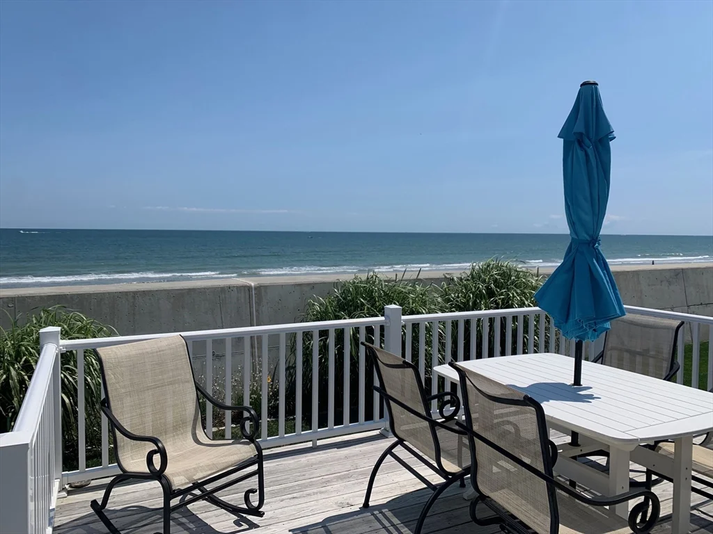 2 bed, 1 bath apartment for rent at 63 Ocean Rd North Unit 63, Duxbury — photo 1 of 10
