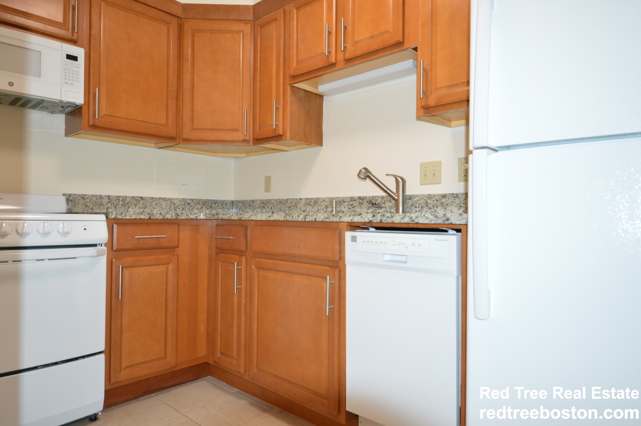 2 bed, 1 bath apartment for rent at 63 Parkman St Unit 1B, North Brookline — photo 6 of 19
