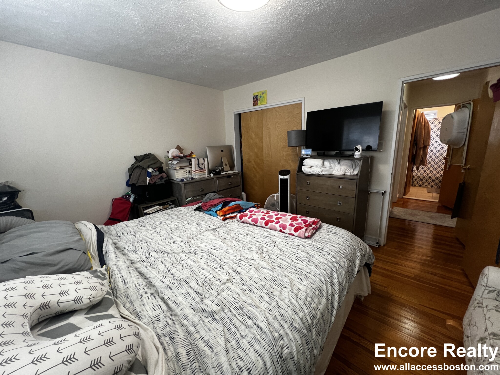 2 bed, 1 bath apartment for rent at 63 Parkman St Unit 3A, North Brookline — photo 5 of 14