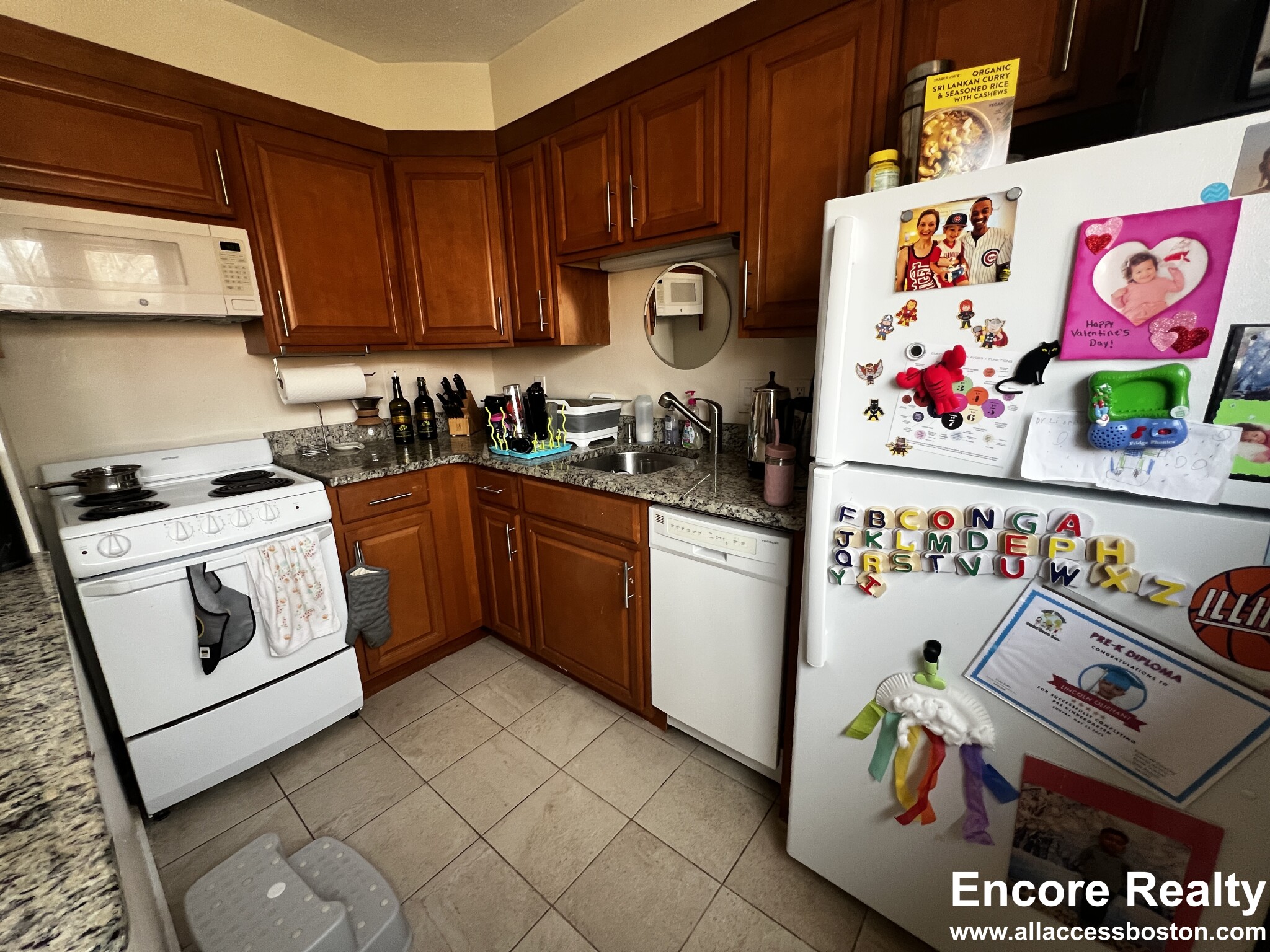 2 bed, 1 bath apartment for rent at 63 Parkman St Unit 3A, North Brookline — photo 9 of 14