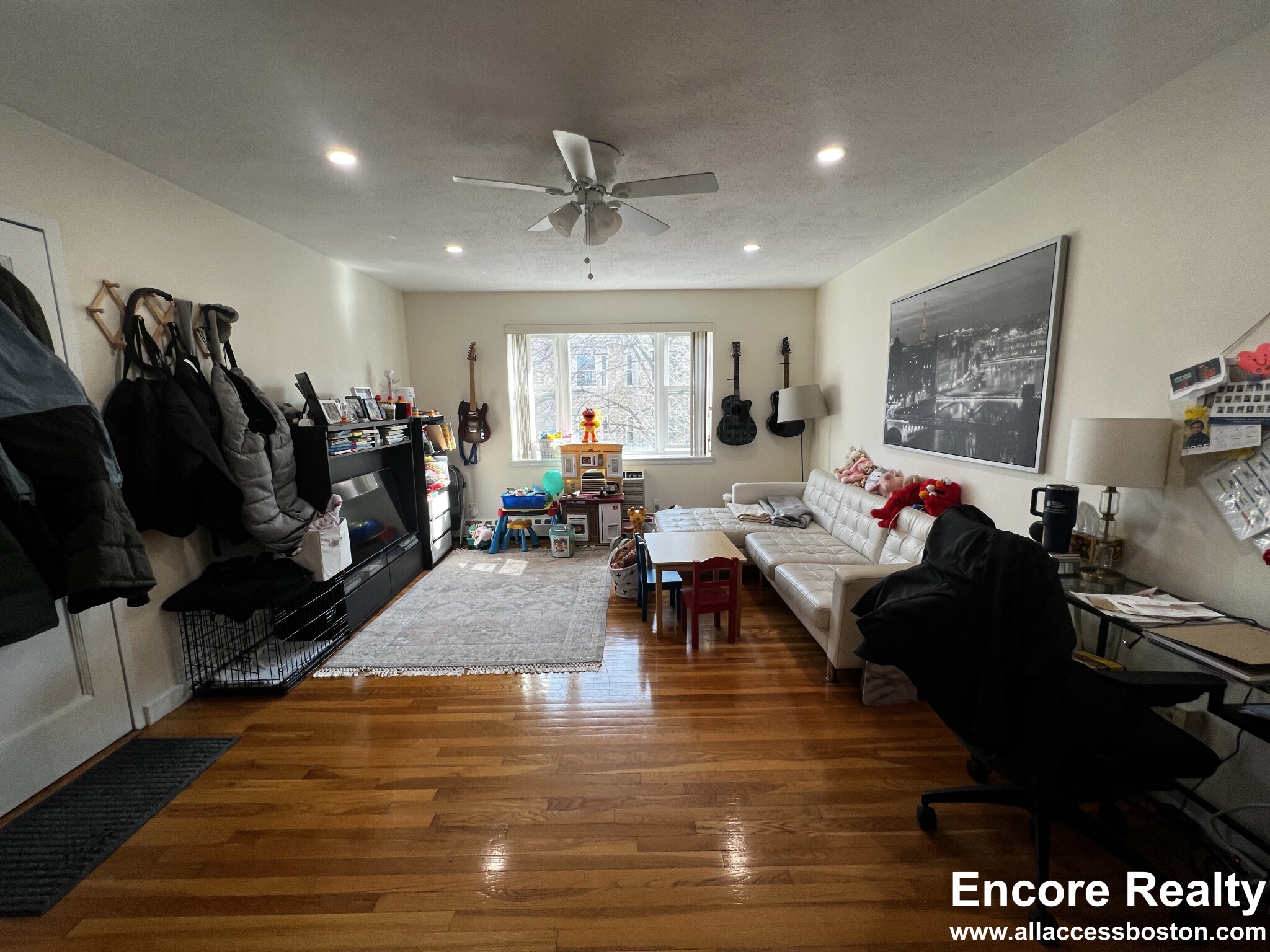 2 bed, 1 bath apartment for rent at 63 Parkman St Unit 3A, North Brookline