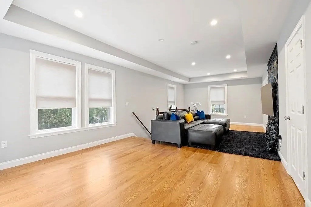 3 bed, 3 bath apartment for rent at 63 Perrin St Unit 2, Roxbury — photo 9 of 20