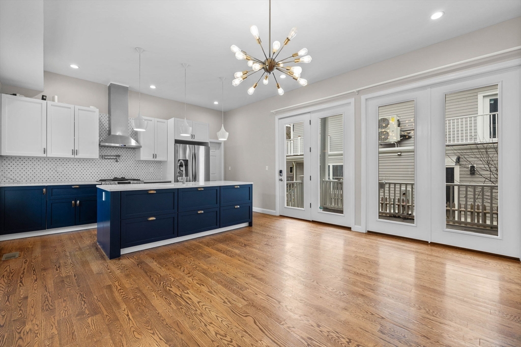 3 bed, 2 bath apartment for rent at 63 Perrin Unit 1, Roxbury — photo 1 of 41