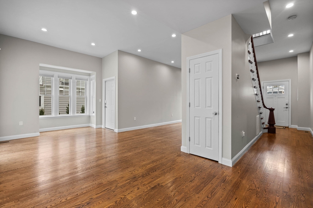 3 bed, 2 bath apartment for rent at 63 Perrin Unit 1, Roxbury — photo 14 of 41