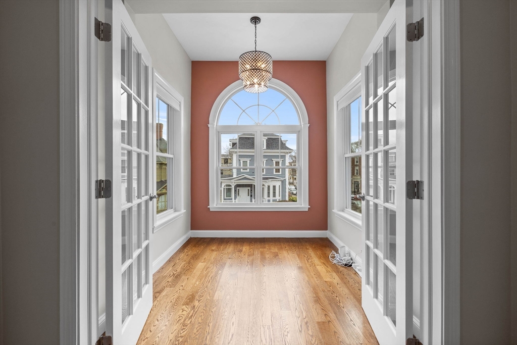 3 bed, 2 bath apartment for rent at 63 Perrin Unit 1, Roxbury — photo 26 of 41