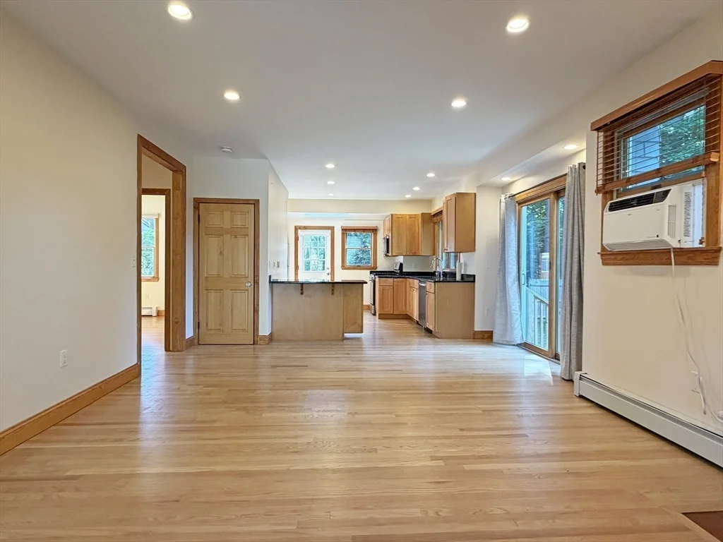 2 bed, 1 bath apartment for rent at 63 Pierrepont Rd, Newton Lower Falls — photo 6 of 17