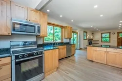 2 bed, 1 bath apartment for rent at 63 Pierrepont Rd Unit 1, Newton Lower Falls — photo 8 of 31