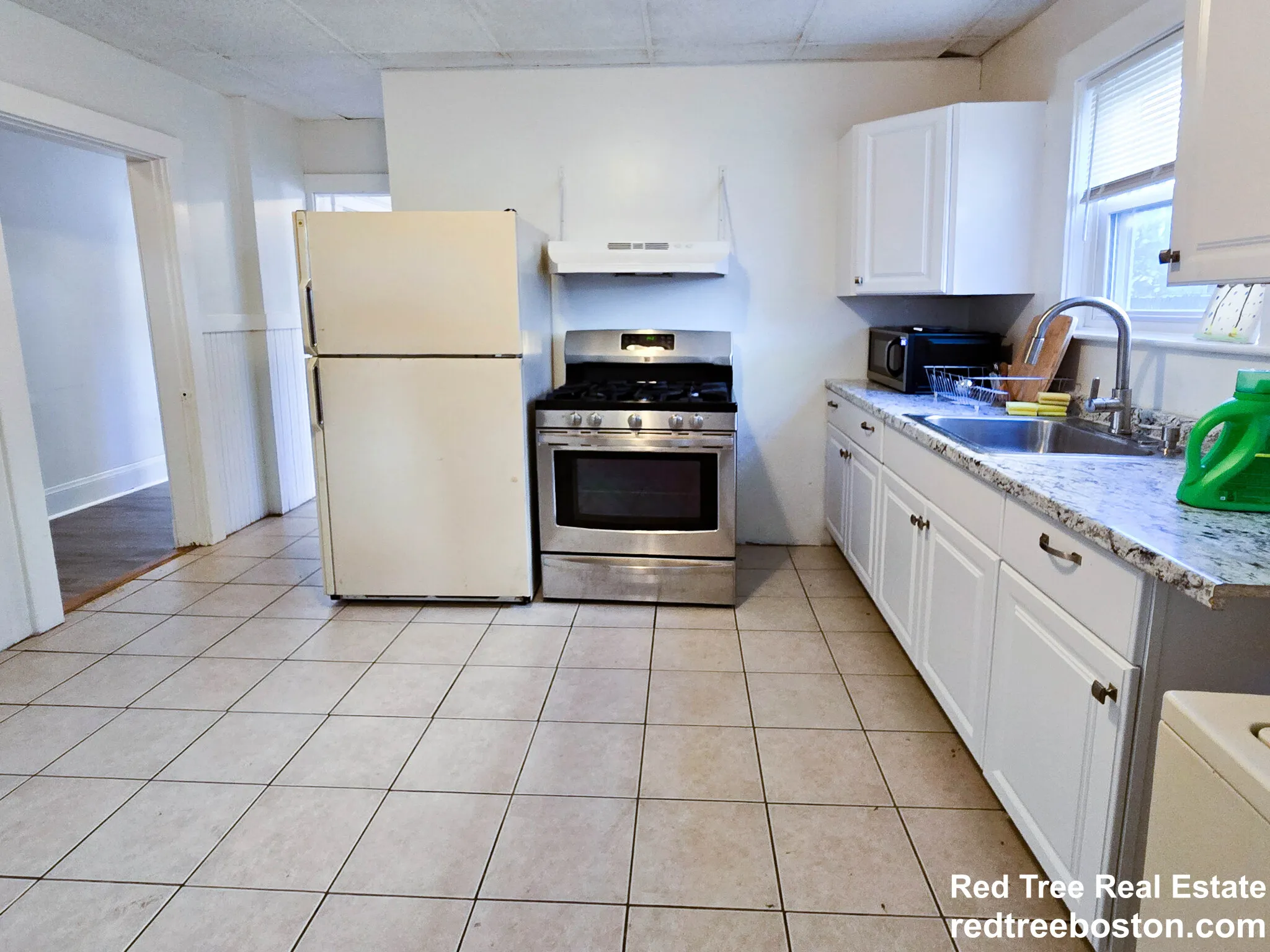 2 bed, 1 bath apartment for rent at 63 Pinckney St Unit 1, East Somerville — photo 3 of 12