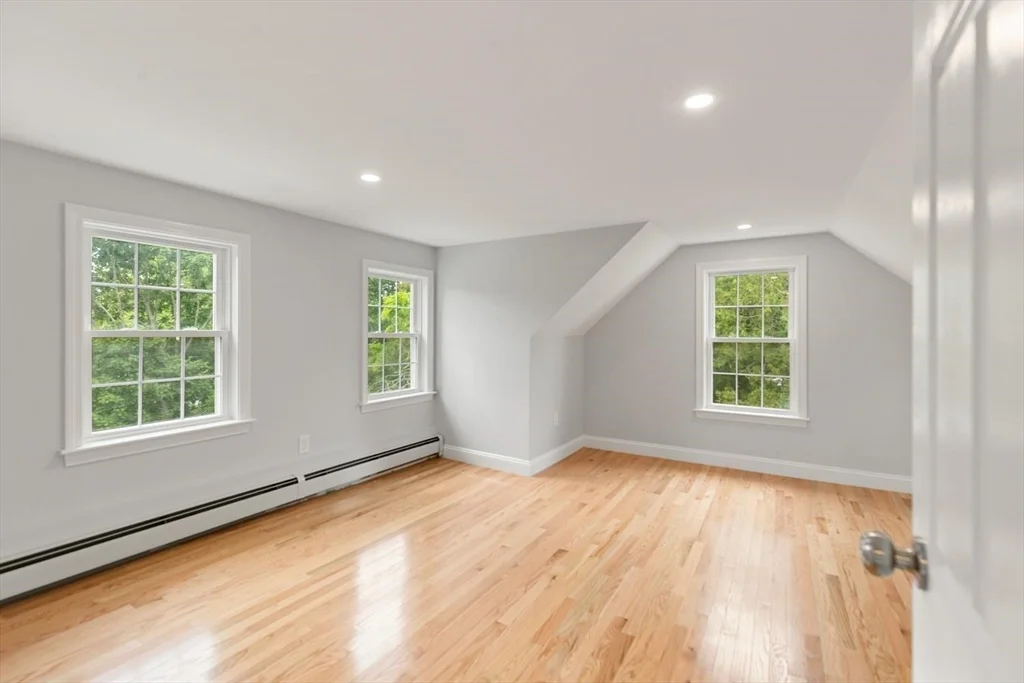 3 bed, 2 bath apartment for rent at 63 Pleasant St Unit 2, Rowley — photo 17 of 24