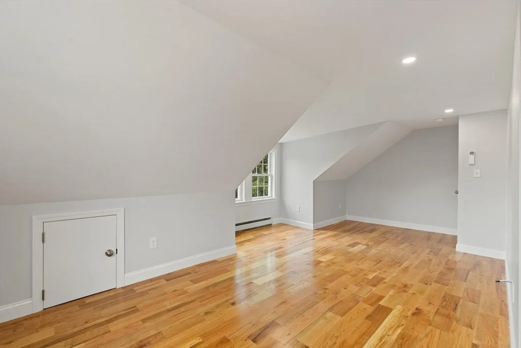 3 bed, 2 bath apartment for rent at 63 Pleasant St Unit 2, Rowley — photo 20 of 24