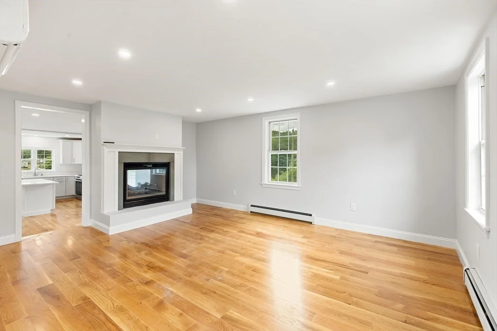 3 bed, 2 bath apartment for rent at 63 Pleasant St Unit 2, Rowley — photo 10 of 24