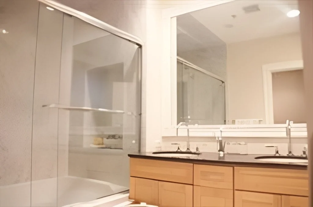 2 bed, 2 bath apartment for rent at 63 Saint Botolph St Unit 6, Back Bay — photo 4 of 8