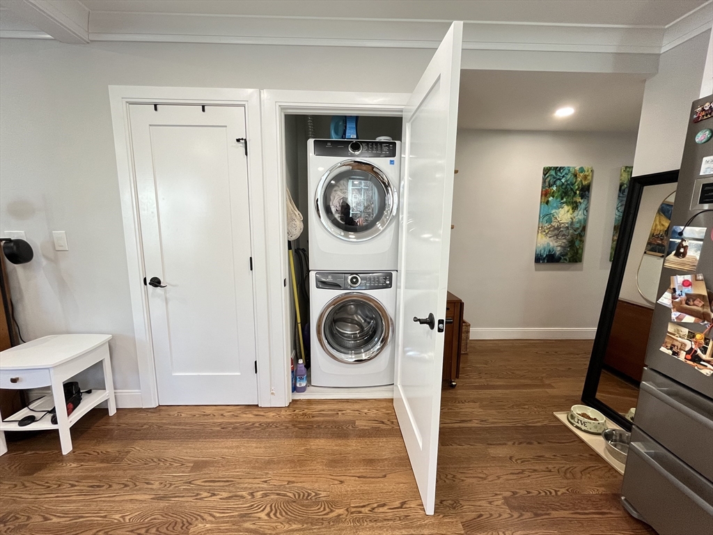 2 bed, 2 bath apartment for rent at 63 Sedgwick St Unit 3, Jamaica Plain — photo 6 of 12