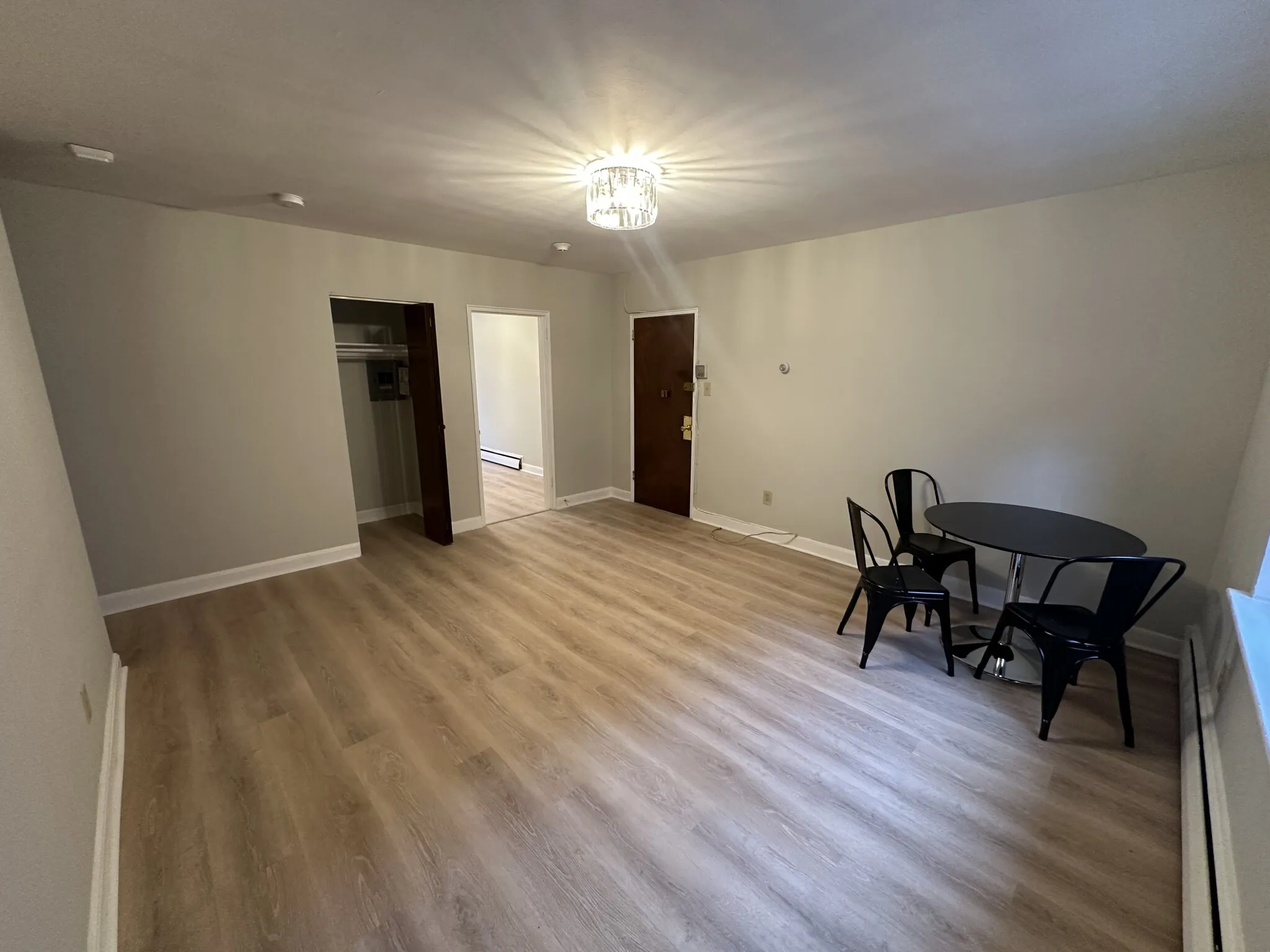 2 bed, 1 bath apartment for rent at 63 Selkirk Rd Unit 6, Brighton — photo 2 of 19