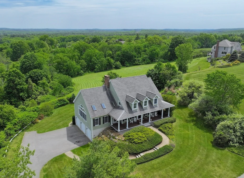 4 bed, 3 bath apartment for rent at 63 Skyfields Dr, Groton — photo 1 of 38