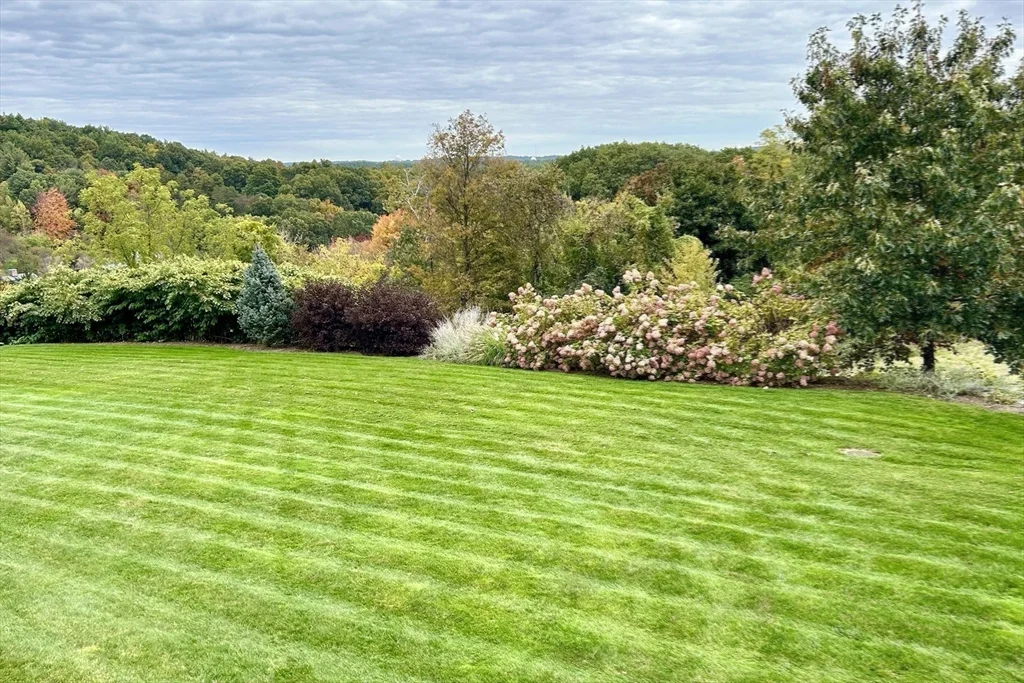 4 bed, 3 bath apartment for rent at 63 Skyfields Dr, Groton — photo 36 of 38
