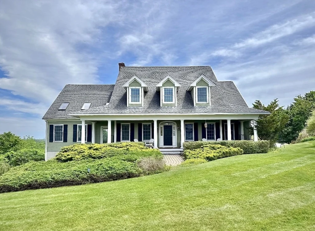 4 bed, 3 bath apartment for rent at 63 Skyfields Dr, Groton — photo 2 of 38