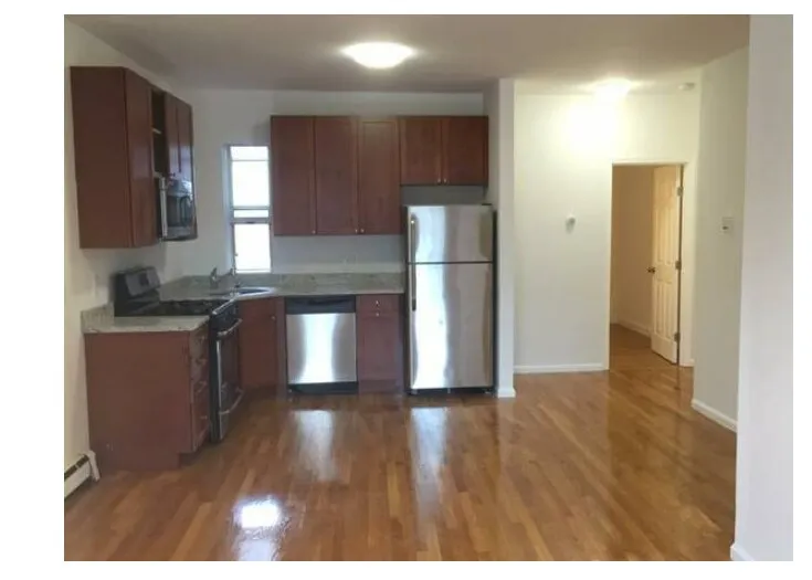 1 bed, 1 bath apartment for rent at 63 Huntington Ave Unit 4, Jamaica Plain — photo 3 of 7