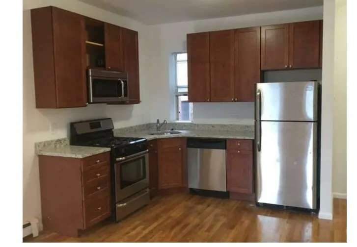 1 bed, 1 bath apartment for rent at 63 Huntington Ave Unit 4, Jamaica Plain — photo 2 of 7
