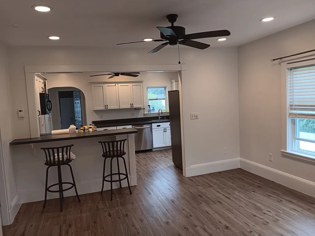 3 bed, 2 bath apartment for rent at 63 Spruce St Unit 2, North Abington — photo 22 of 38