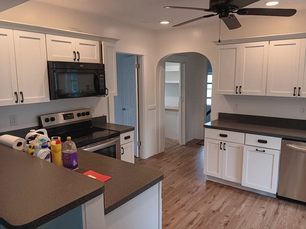 3 bed, 2 bath apartment for rent at 63 Spruce St Unit 2, North Abington — photo 12 of 38