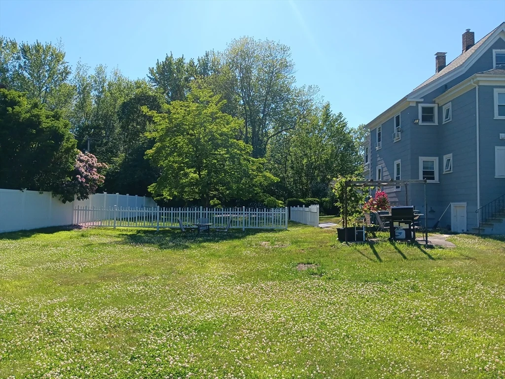 3 bed, 2 bath apartment for rent at 63 Spruce St Unit 2, North Abington — photo 7 of 38