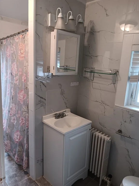 3 bed, 2 bath apartment for rent at 63 Spruce St Unit 2, North Abington — photo 15 of 38