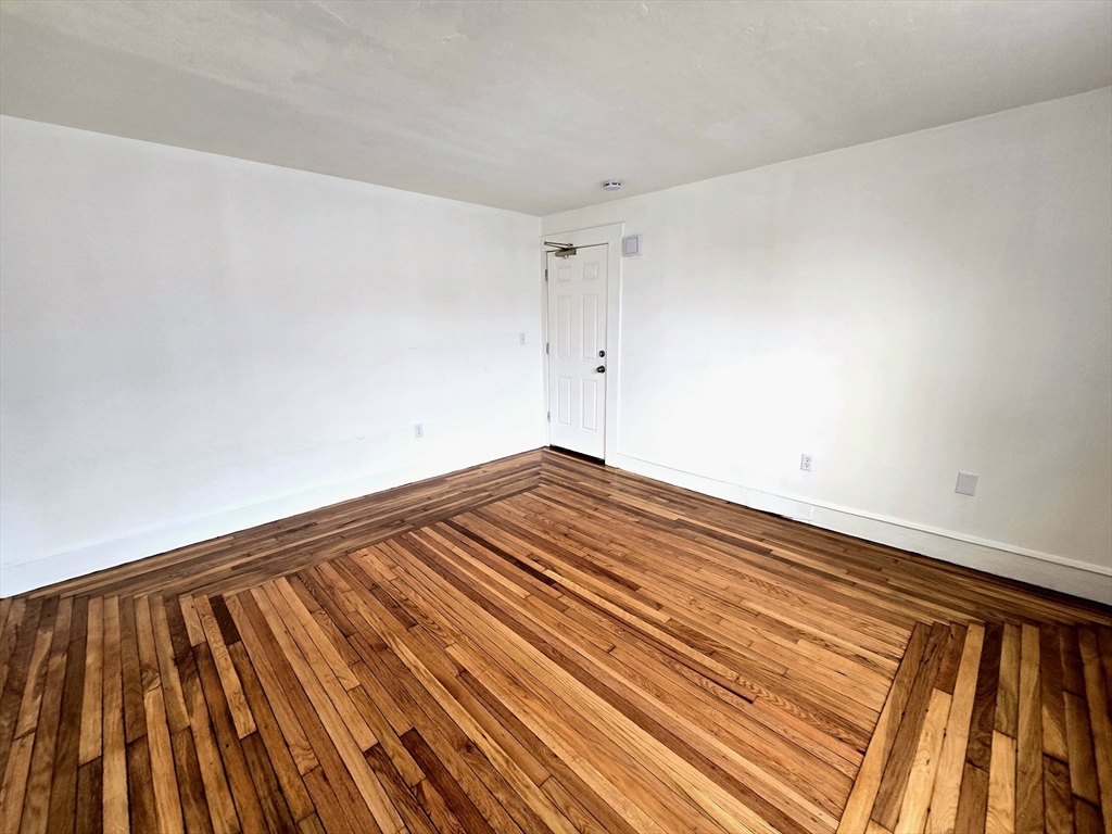 1 bed, 1 bath apartment for rent at 63 Stewart St Unit 4, Quincy — photo 7 of 10