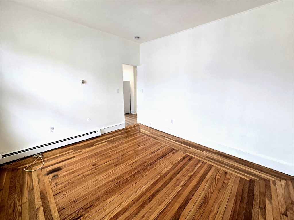 1 bed, 1 bath apartment for rent at 63 Stewart St Unit 4, Quincy — photo 5 of 10