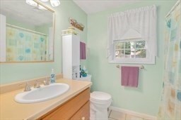 3 bed, 1 bath apartment for rent at 63 Sturgis St Unit 2, Woburn — photo 12 of 16