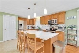3 bed, 1 bath apartment for rent at 63 Sturgis St Unit 2, Woburn — photo 10 of 16