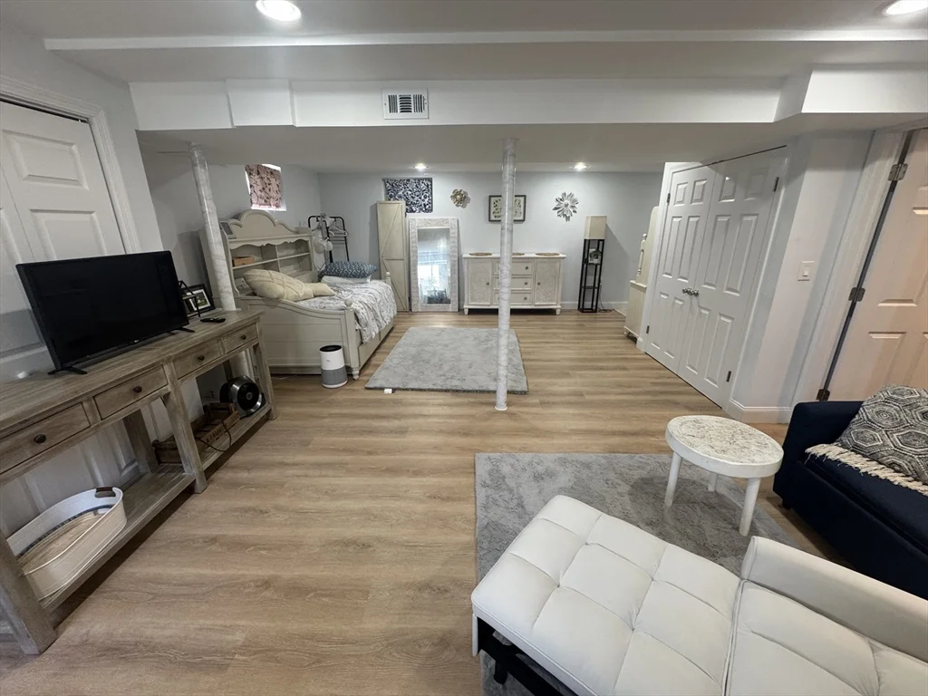 4 bed, 3 bath apartment for rent at 63 Summer St Unit 63, Medford — photo 7 of 22