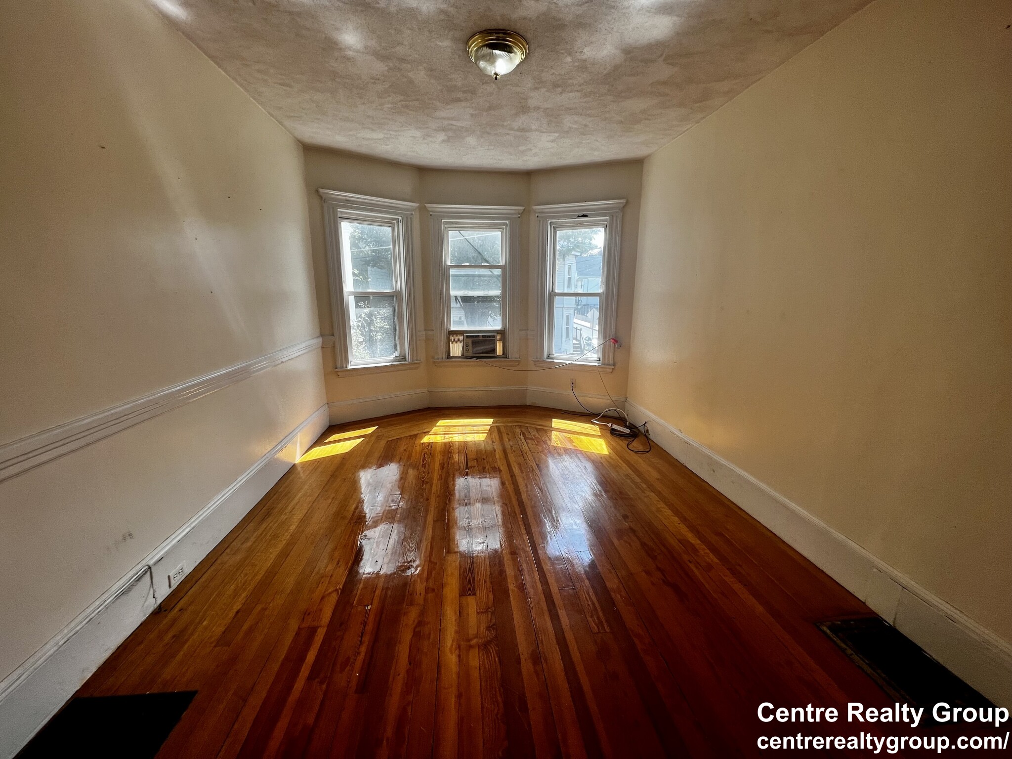 2 bed, 1 bath apartment for rent at 63 Sycamore St Unit 1, Winter Hill — photo 8 of 11
