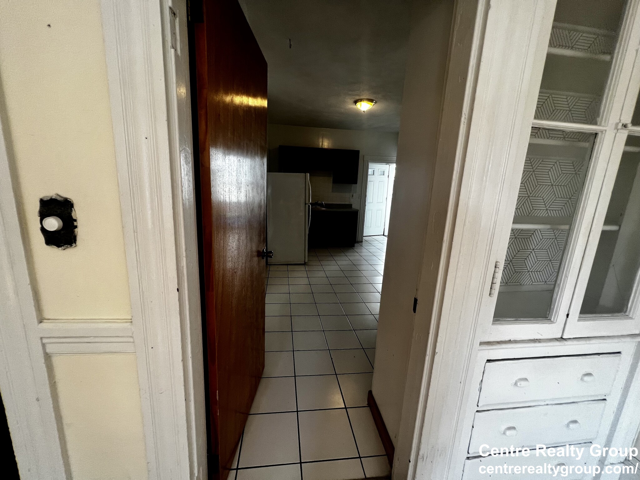 2 bed, 1 bath apartment for rent at 63 Sycamore St Unit 1, Winter Hill — photo 7 of 11
