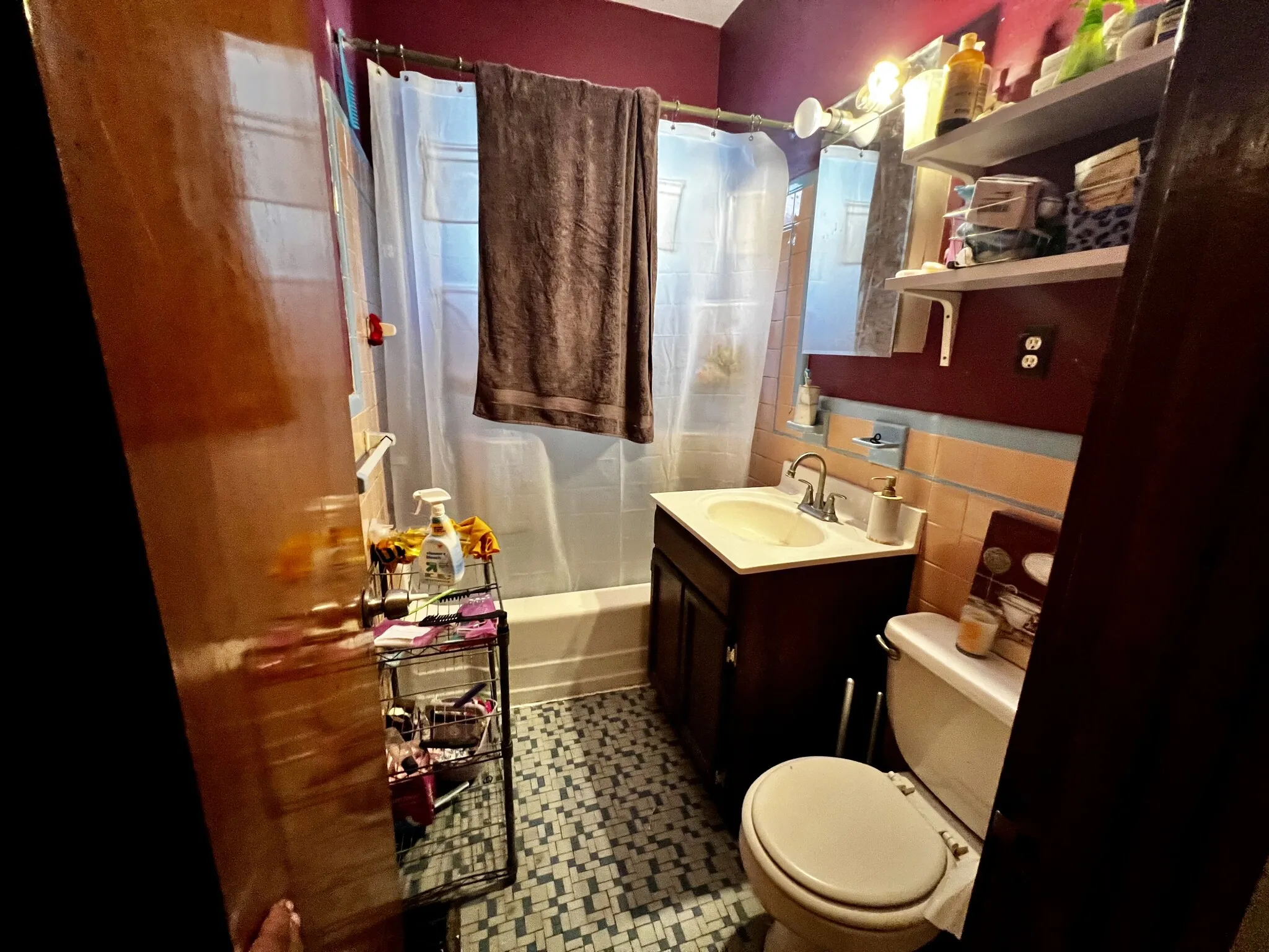 2 bed, 1 bath apartment for rent at 63 Sycamore St Unit 2, Winter Hill — photo 8 of 9