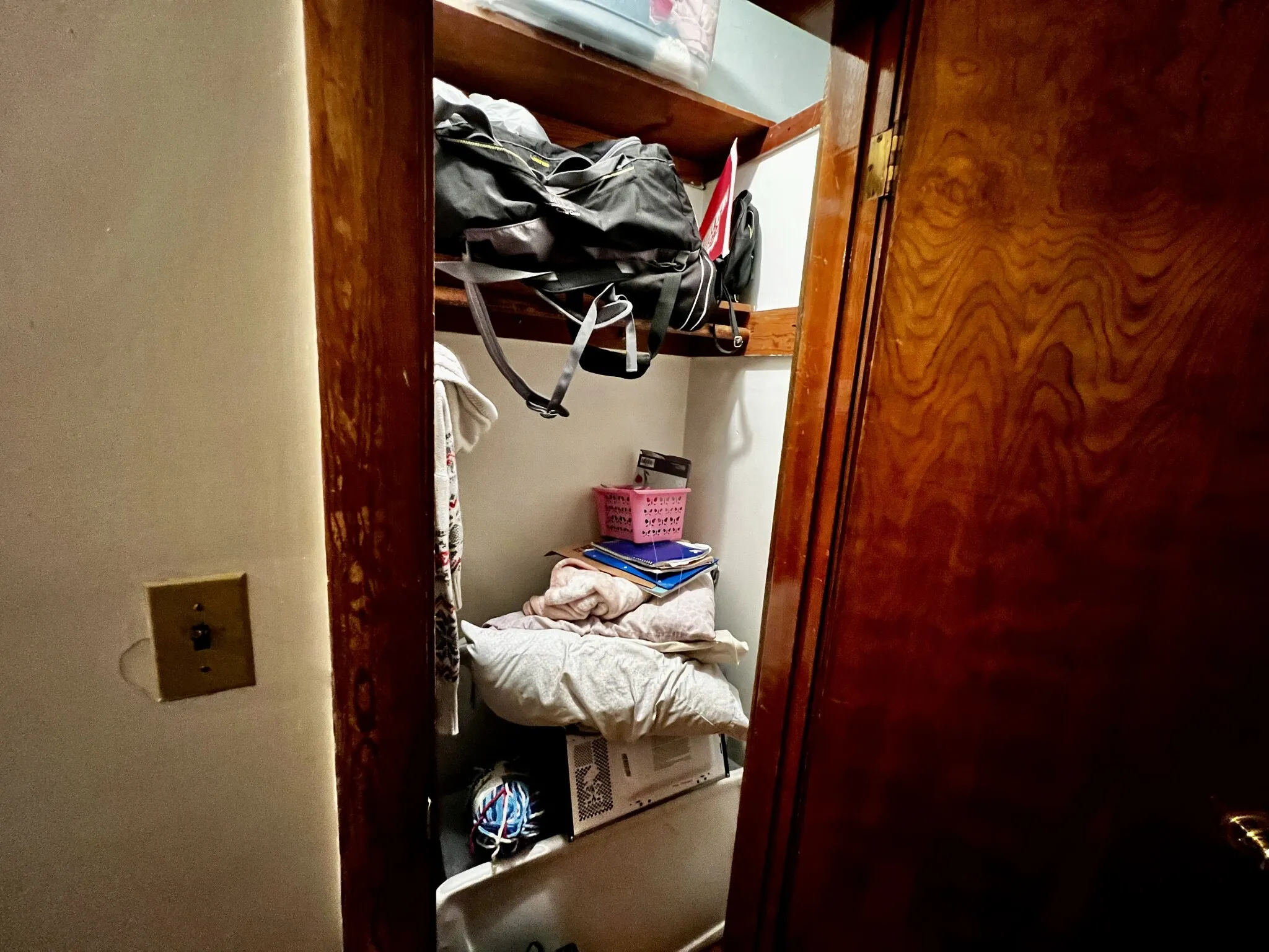 2 bed, 1 bath apartment for rent at 63 Sycamore St Unit 2, Winter Hill — photo 6 of 9