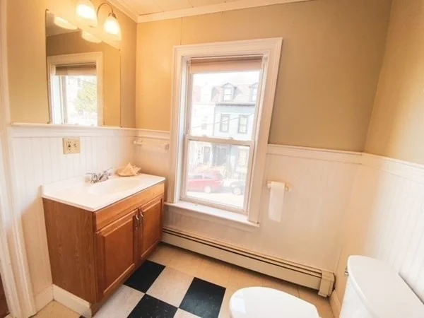 3 bed, 1 bath apartment for rent at 63 Telegraph St Unit 2, South Boston — photo 12 of 15