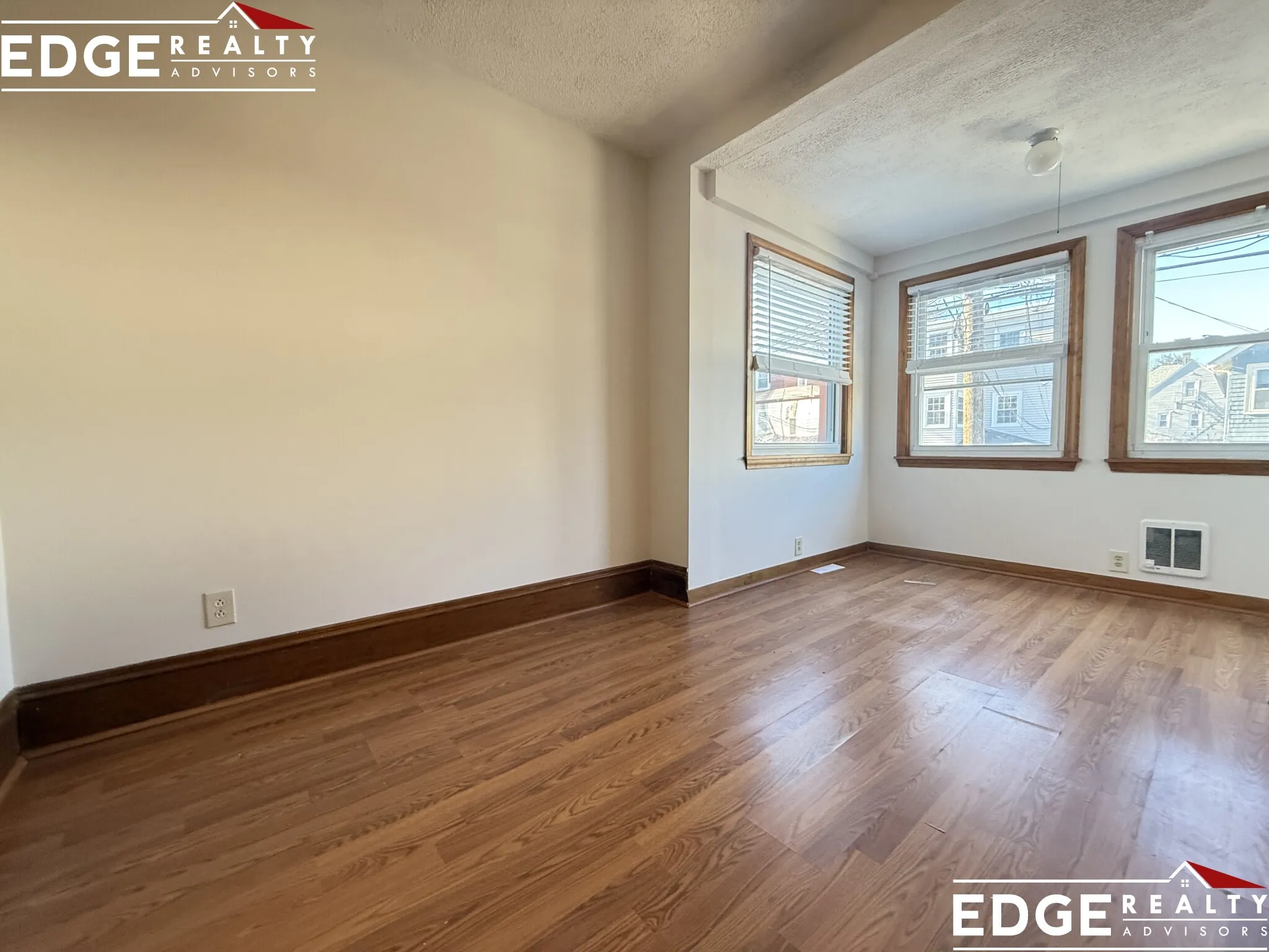 3 bed, 1 bath apartment for rent at 63 Turner St Unit 1, Brighton — photo 4 of 12