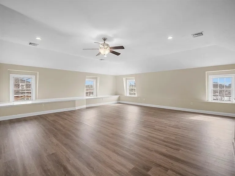 3 bed, 2 bath apartment for rent at 63 Varnum Ave Unit 1, Lowell — photo 2 of 12
