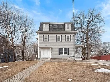 3 bed, 2 bath apartment for rent at 63 Varnum Ave Unit 1, Lowell