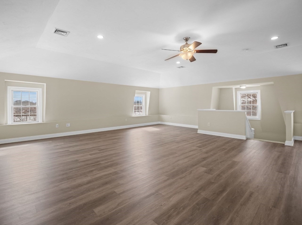 3 bed, 2 bath apartment for rent at 63 Varnum Ave Unit 1, Lowell — photo 17 of 21