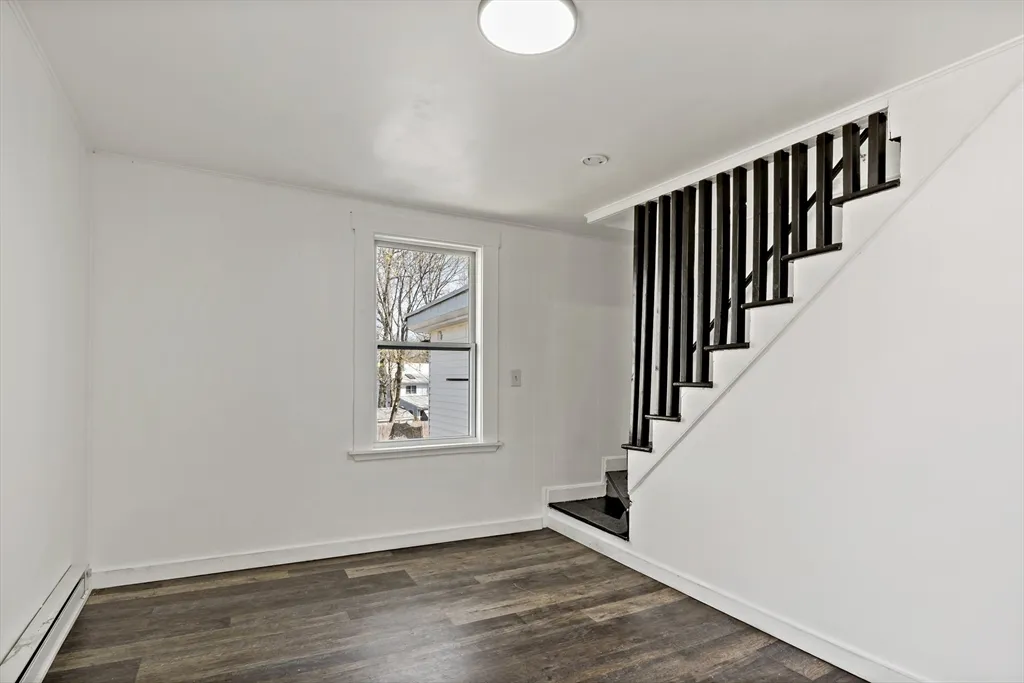 3 bed, 1 bath apartment for rent at 63 West Carpenter St Unit 2F, Attleboro — photo 9 of 14