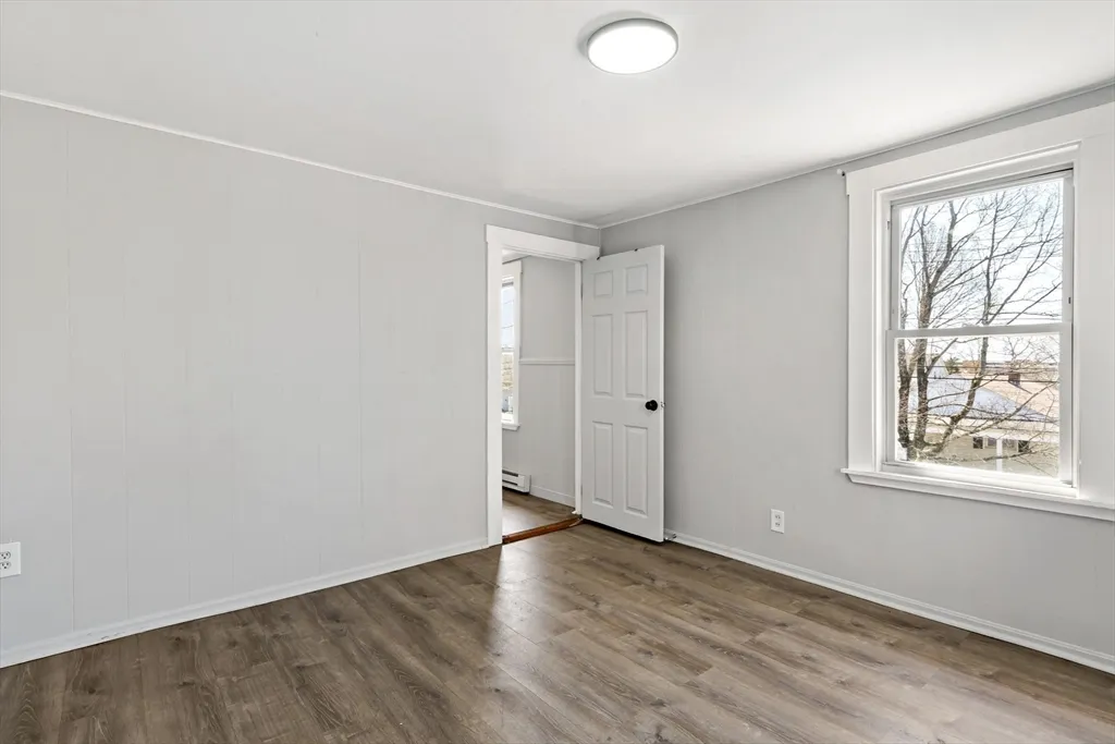 3 bed, 1 bath apartment for rent at 63 West Carpenter St Unit 2F, Attleboro — photo 6 of 14