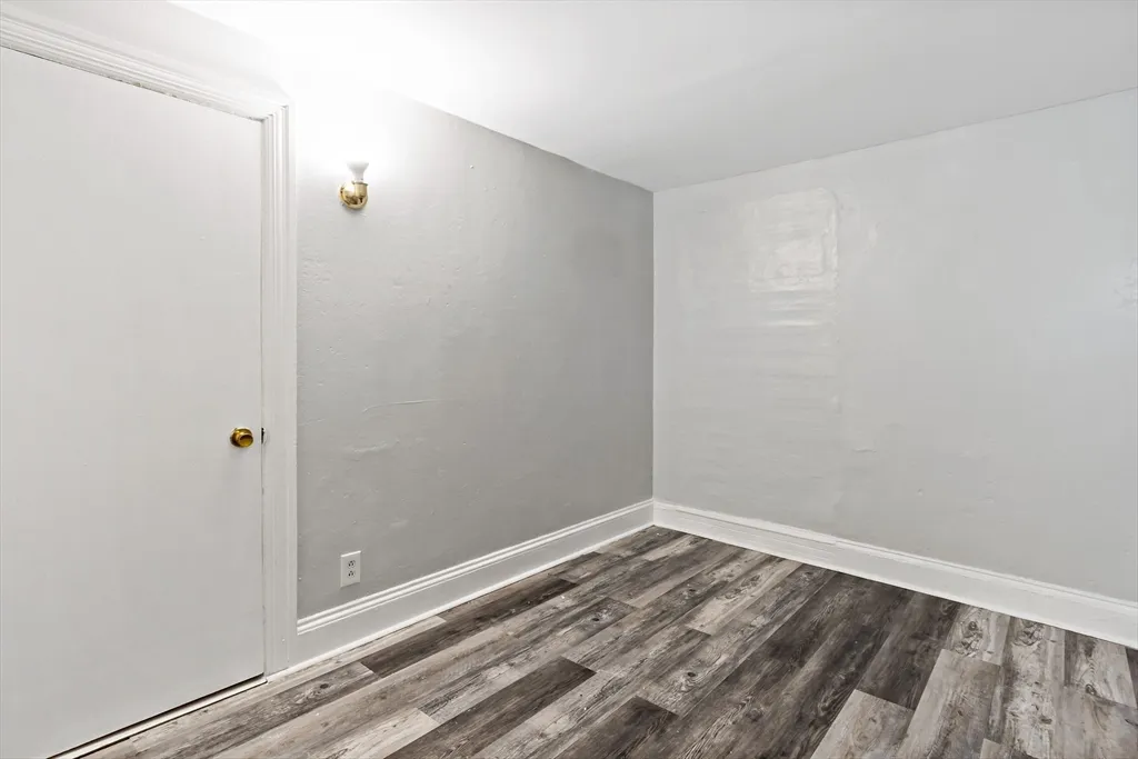 2 bed, 1 bath apartment for rent at 63 West Carpenter St Unit 2R, Attleboro — photo 7 of 10