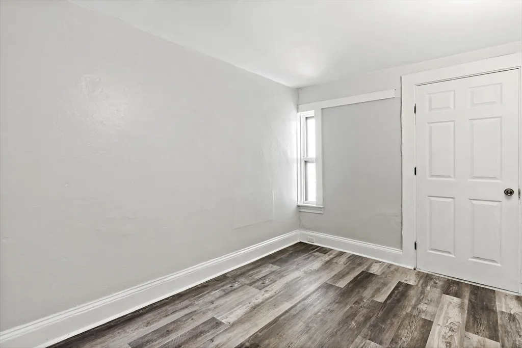 2 bed, 1 bath apartment for rent at 63 West Carpenter St Unit 2R, Attleboro — photo 8 of 10
